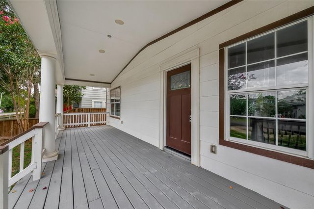 1933 Santa Rosa Street, Houston, TX 77023