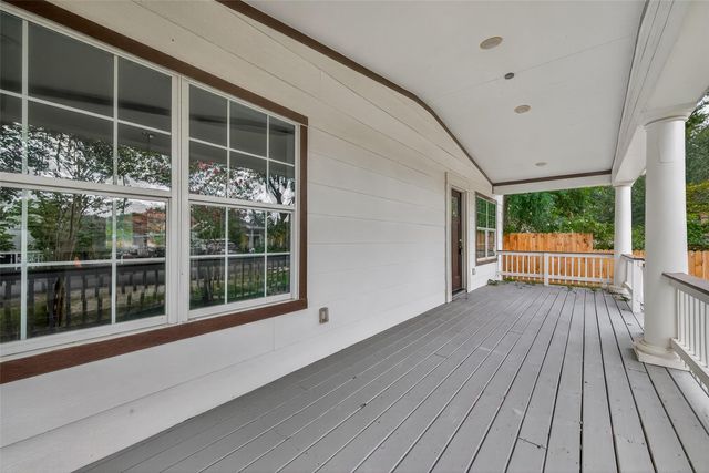 1933 Santa Rosa Street, Houston, TX 77023