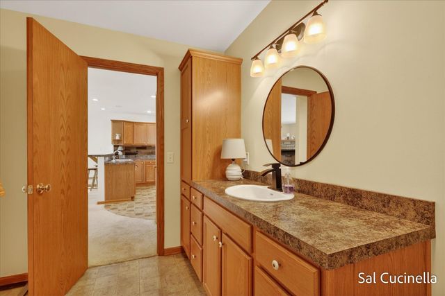 78 Brewer Park Circle SE, Grand Rapids, MI 49548