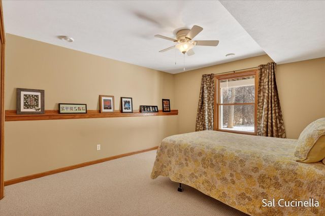 78 Brewer Park Circle SE, Grand Rapids, MI 49548