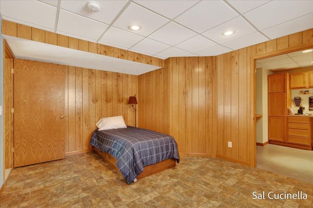 78 Brewer Park Circle SE, Grand Rapids, MI 49548