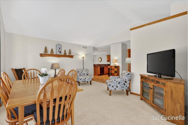 78 Brewer Park Circle SE, Grand Rapids, MI 49548