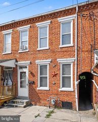 28 N 6TH ST, Columbia, PA 17512
