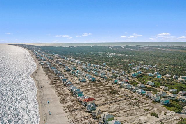 6233 Sawgrass Drive, Gulf Shores, AL 36542