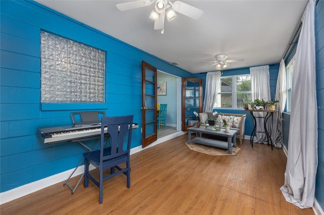 2702 S SHINE AVENUE, Orlando, FL 32806
