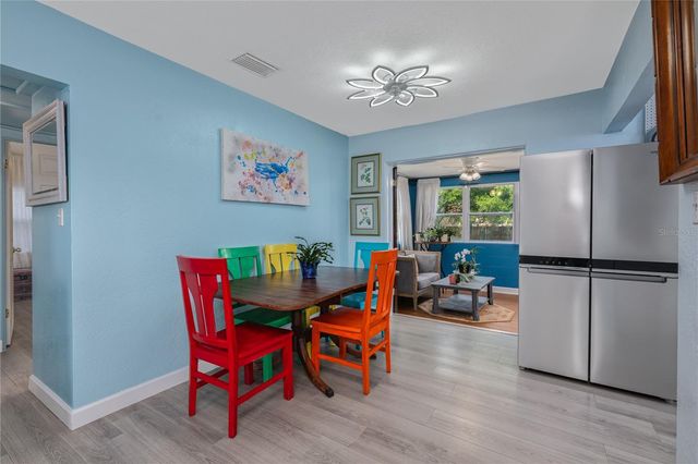 2702 S SHINE AVENUE, Orlando, FL 32806