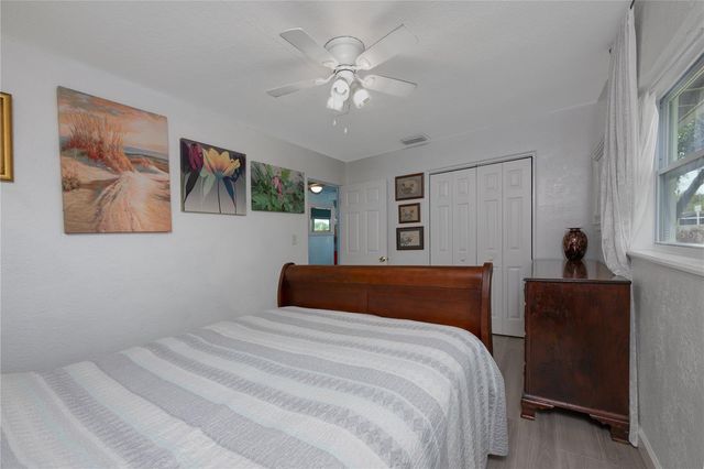 2702 S SHINE AVENUE, Orlando, FL 32806