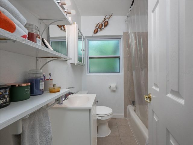 2702 S SHINE AVENUE, Orlando, FL 32806