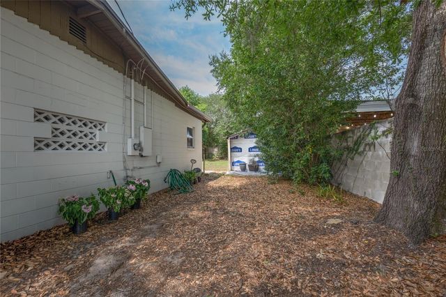 2702 S SHINE AVENUE, Orlando, FL 32806