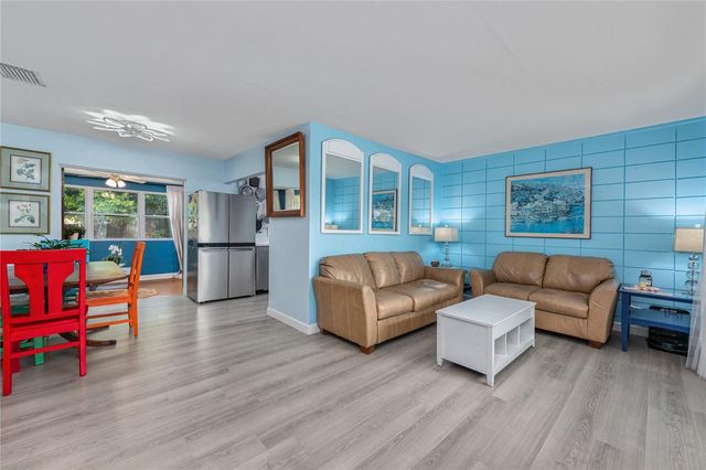 2702 S SHINE AVENUE, Orlando, FL 32806
