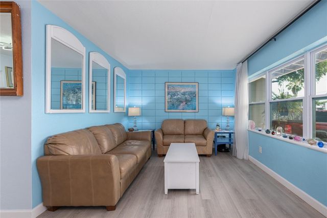 2702 S SHINE AVENUE, Orlando, FL 32806