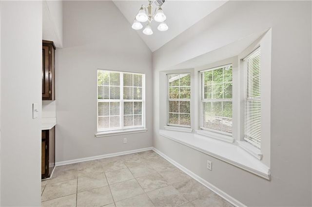 5482 Riverside Dr, Sugar Hill, GA 30518