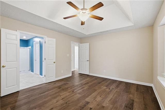 5482 Riverside Dr, Sugar Hill, GA 30518
