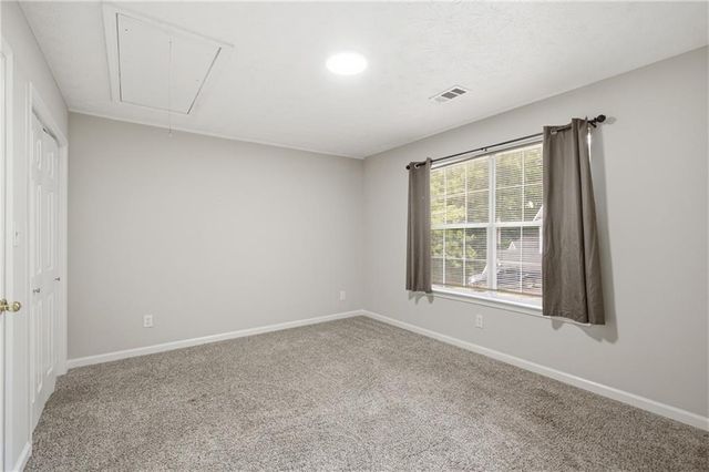5482 Riverside Dr, Sugar Hill, GA 30518