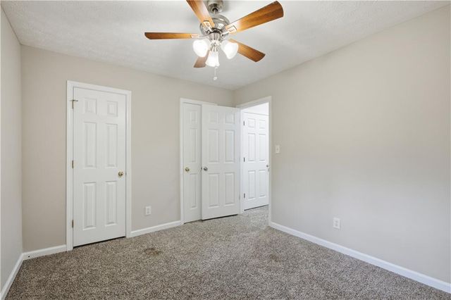 5482 Riverside Dr, Sugar Hill, GA 30518
