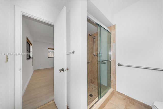 14065 SW 48th Ter, Miami, FL 33175