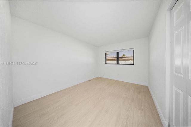 14065 SW 48th Ter, Miami, FL 33175