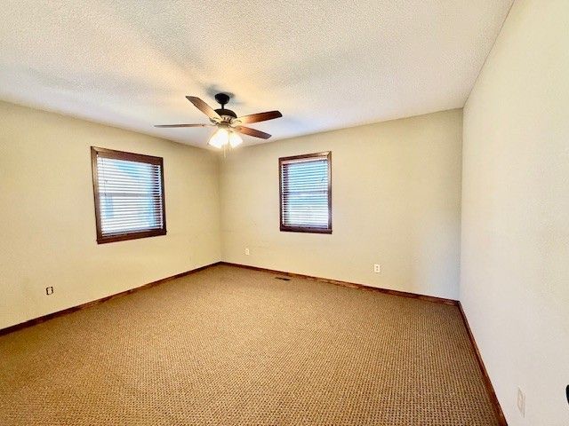 515 W Pine Street, Rogers, AR 72756