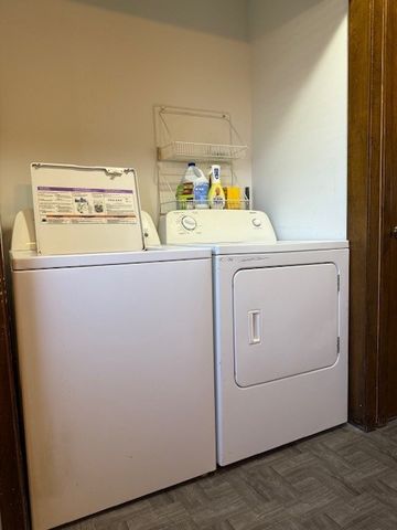 515 W Pine Street, Rogers, AR 72756