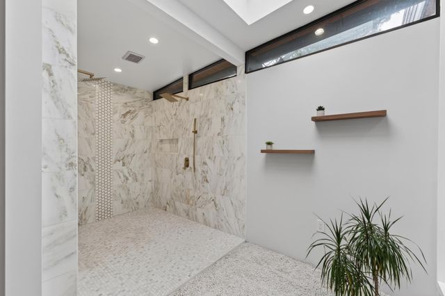8290 Oak Knoll Dr, Granite Bay, CA 95746