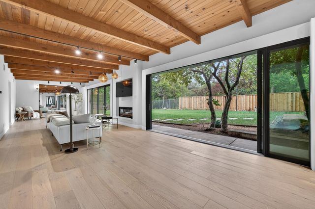 8290 Oak Knoll Dr, Granite Bay, CA 95746