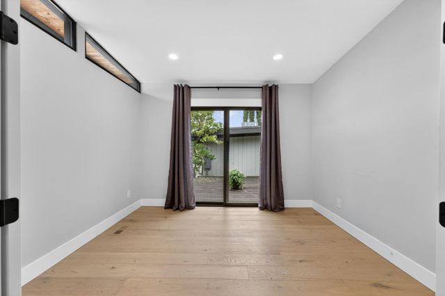 8290 Oak Knoll Dr, Granite Bay, CA 95746