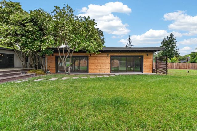8290 Oak Knoll Dr, Granite Bay, CA 95746
