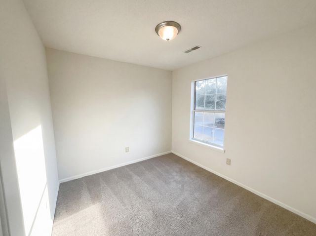 104 Nottingham Court, Summerville, SC 29485