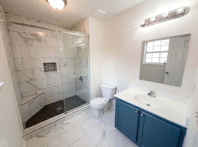 104 Nottingham Court, Summerville, SC 29485