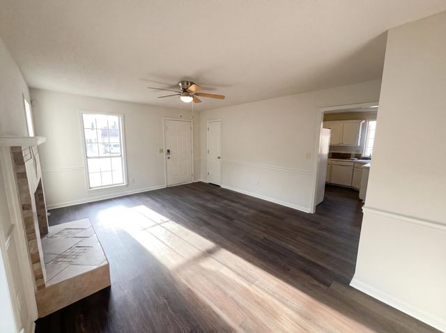 104 Nottingham Court, Summerville, SC 29485