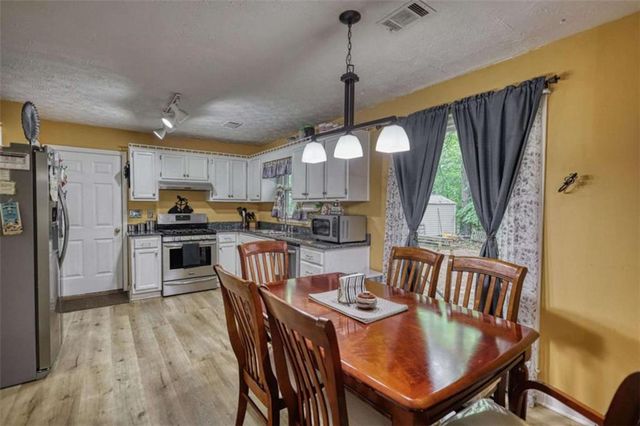 9195 Scarlett Drive, Covington, GA 30014