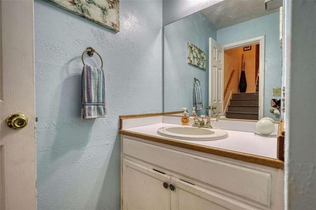 9195 Scarlett Drive, Covington, GA 30014
