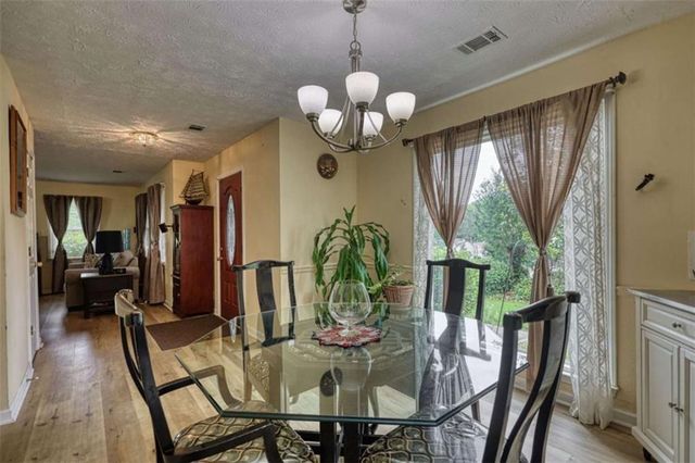9195 Scarlett Drive, Covington, GA 30014
