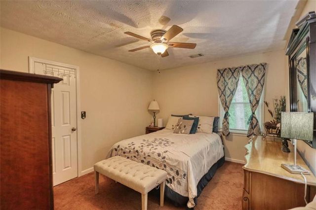 9195 Scarlett Drive, Covington, GA 30014