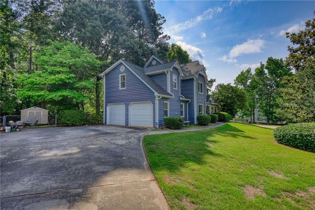 9195 Scarlett Drive, Covington, GA 30014