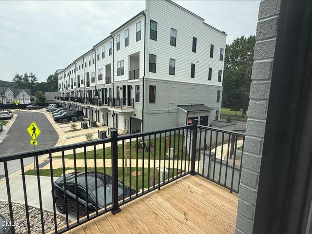 110 Byrum Street 108, Cary, NC 27511