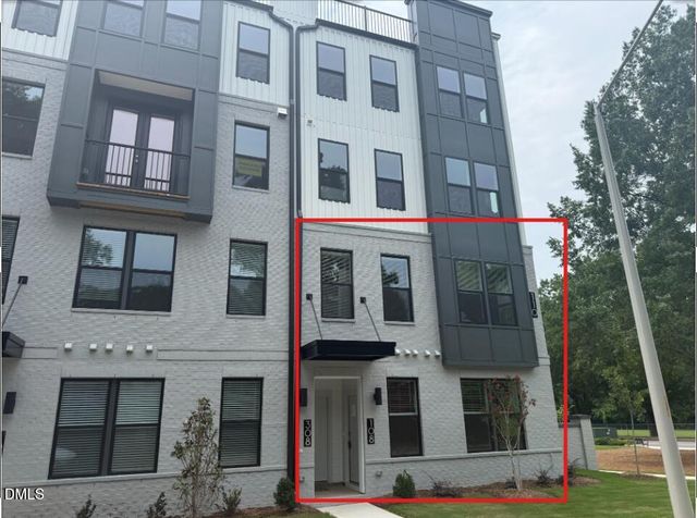 110 Byrum Street 108, Cary, NC 27511