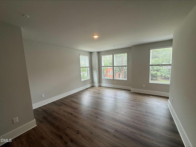 110 Byrum Street 108, Cary, NC 27511