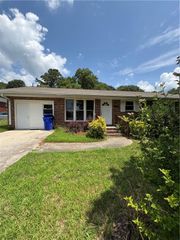 1098 Laurel NW Lane, Conyers, GA 30012
