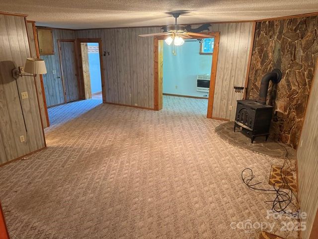 605 Lakeshore Drive, Franklin, NC 28734