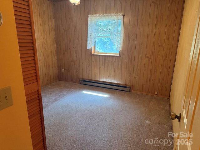 605 Lakeshore Drive, Franklin, NC 28734