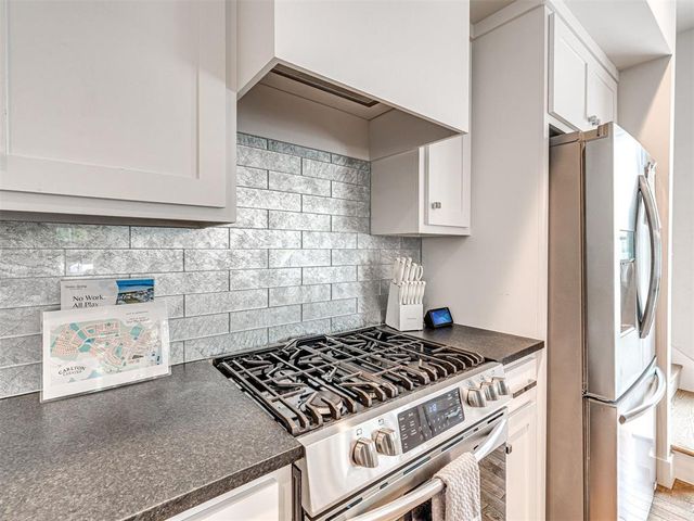 40 Ramble Along Road, Carlton Landing, OK 74432