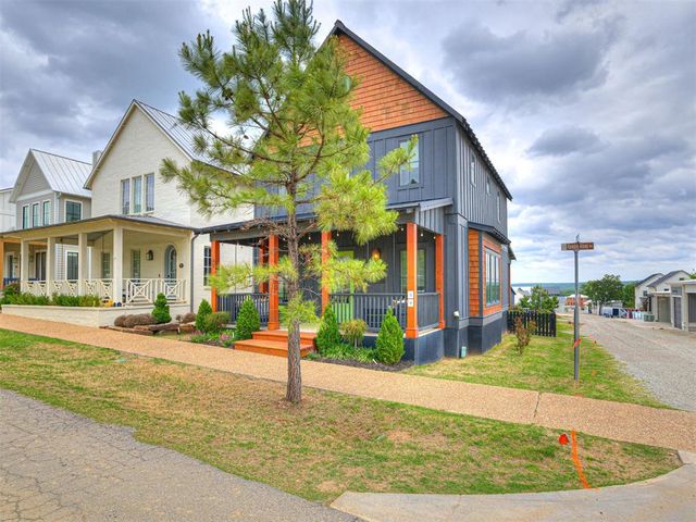 40 Ramble Along Road, Carlton Landing, OK 74432