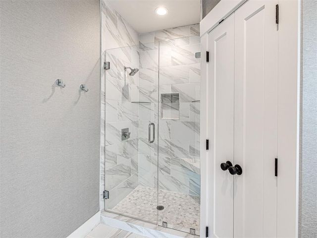 40 Ramble Along Road, Carlton Landing, OK 74432