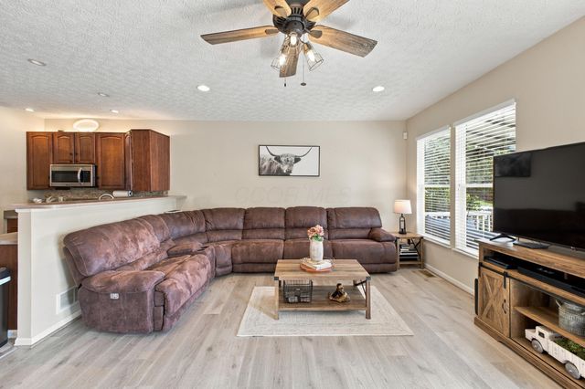 571 Banbridge Street, Pickerington, OH 43147