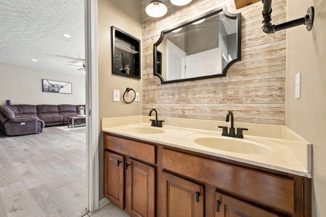 571 Banbridge Street, Pickerington, OH 43147