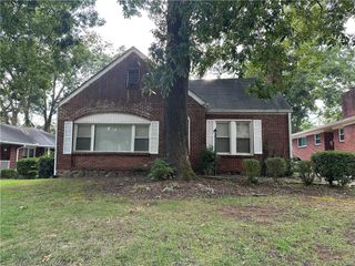 1807 Sylvan SW Road, Atlanta, GA 30310