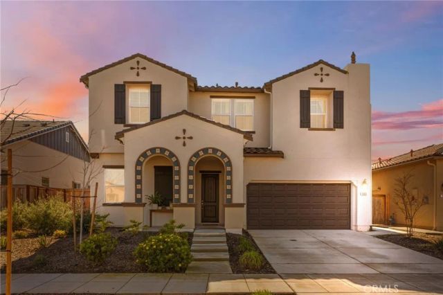 588 Overstone Avenue, Madera, CA 93636