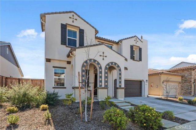 588 Overstone Avenue, Madera, CA 93636