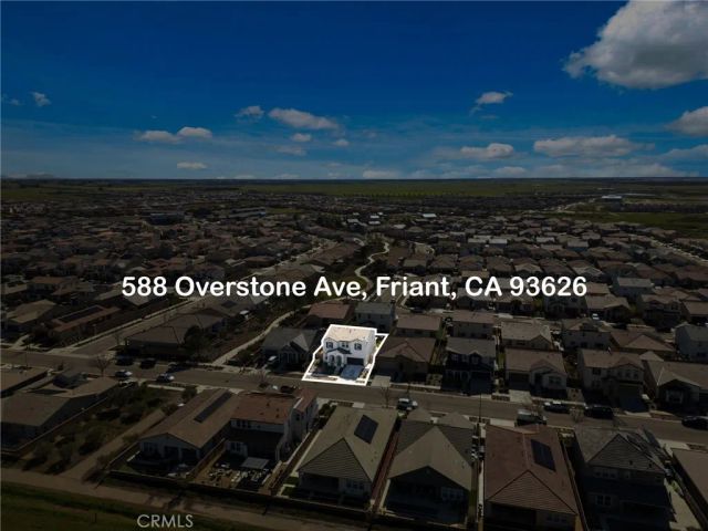 588 Overstone Avenue, Madera, CA 93636